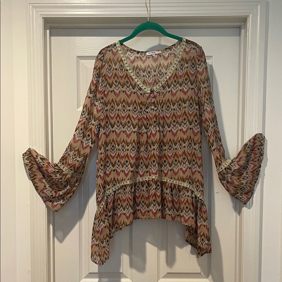 Blu Pepper Tops - Babydoll Sheer Bell Sleeve Tunic / Beach Cover Up Fairy Boho Garden Flowy Large